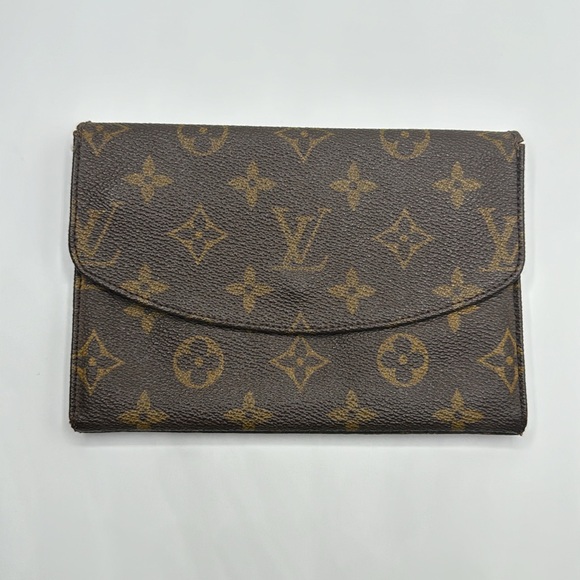 Louis Vuitton Wallet - Picture 3 of 10